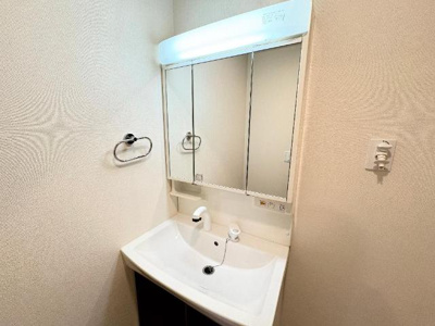 【洗面所】 | アルビネスⅠ | 洗面