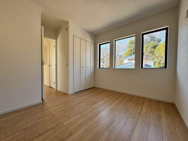 狭山市柏原新築戸建ての前面道路含む現地写真|現在建築中♪