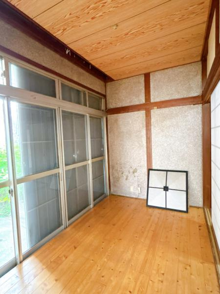 【内装】 | 縁側