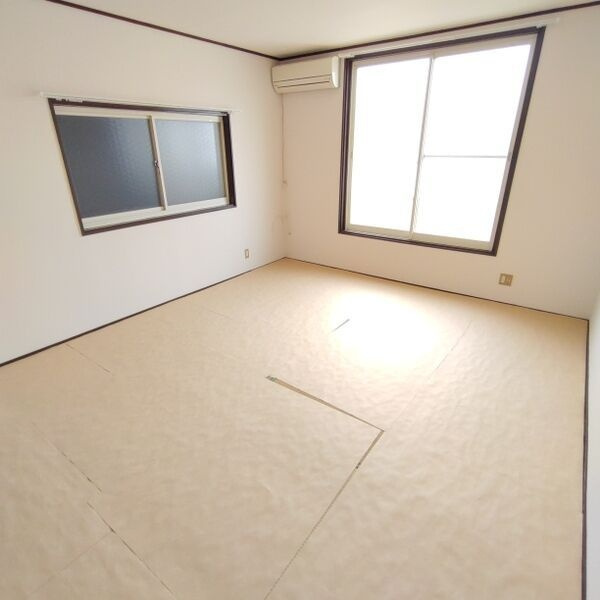 スカイタウンヨシダA棟の居間・リビング