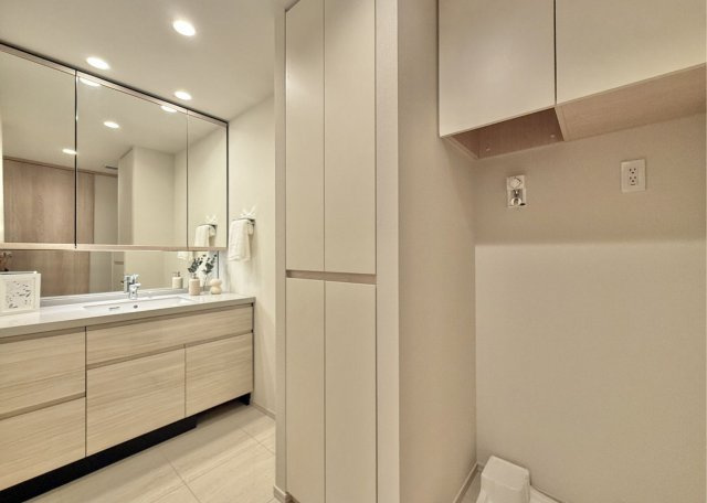 クラッシィタワー新宿御苑の洗面所