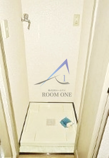 日神パレステージ御茶ノ水の設備|洗濯機置き場です。