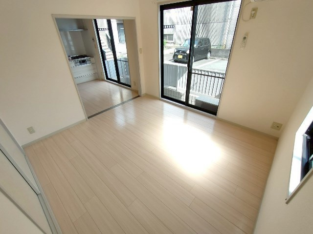 グローリー木村 A棟の居間・リビング