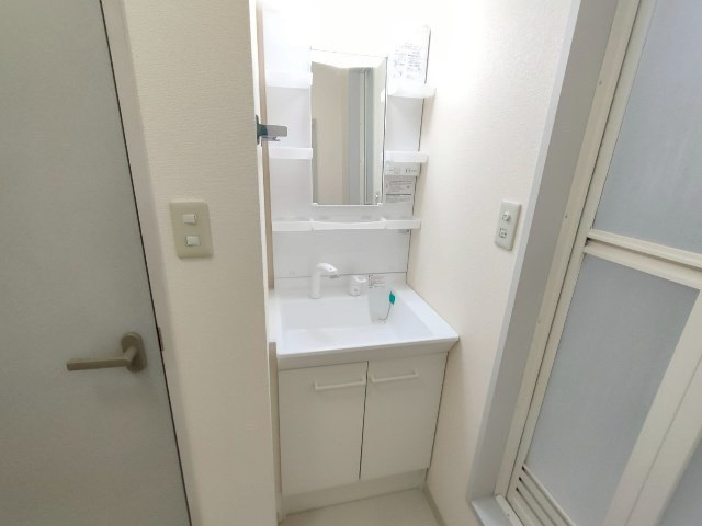 グローリー木村 A棟の洗面所