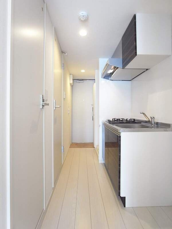 リブリ・サーレ国立 の玄関