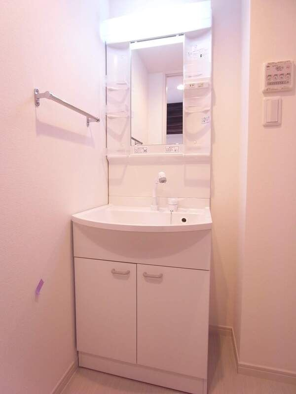 リブリ・サーレ国立 の洗面所