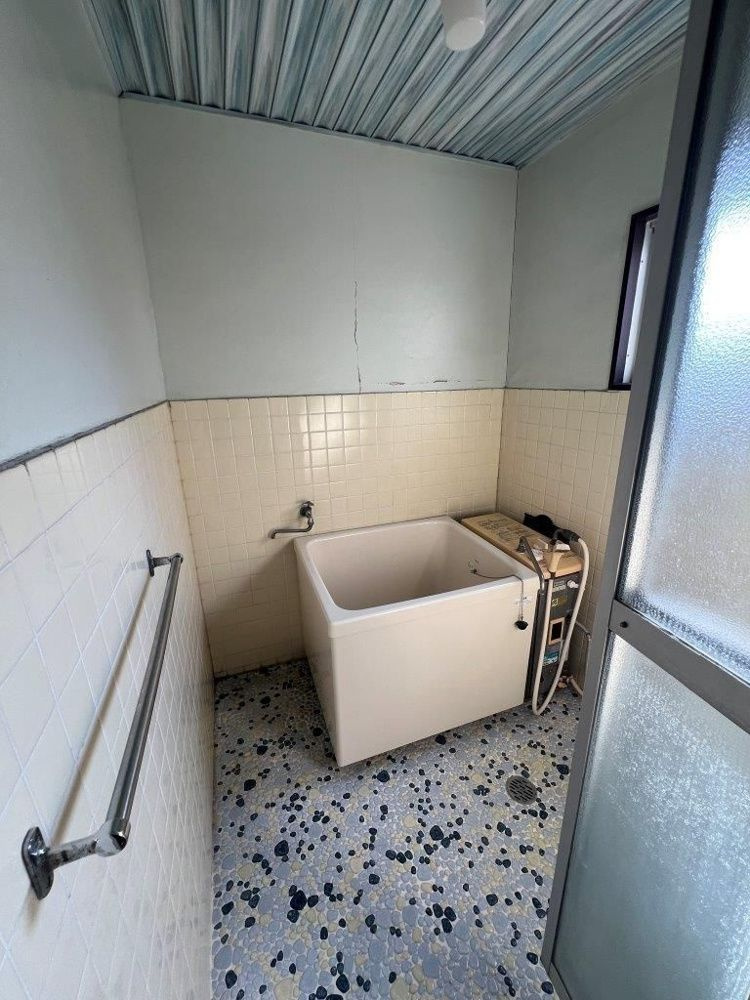 八木ビルの浴室