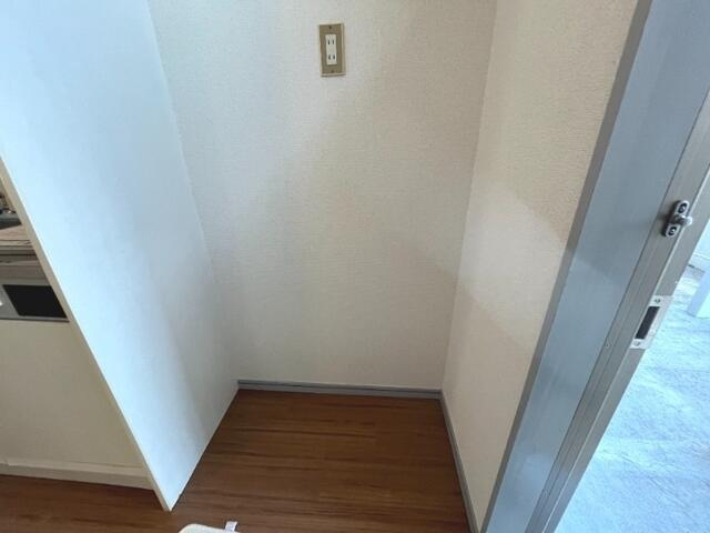 冷蔵庫置き場