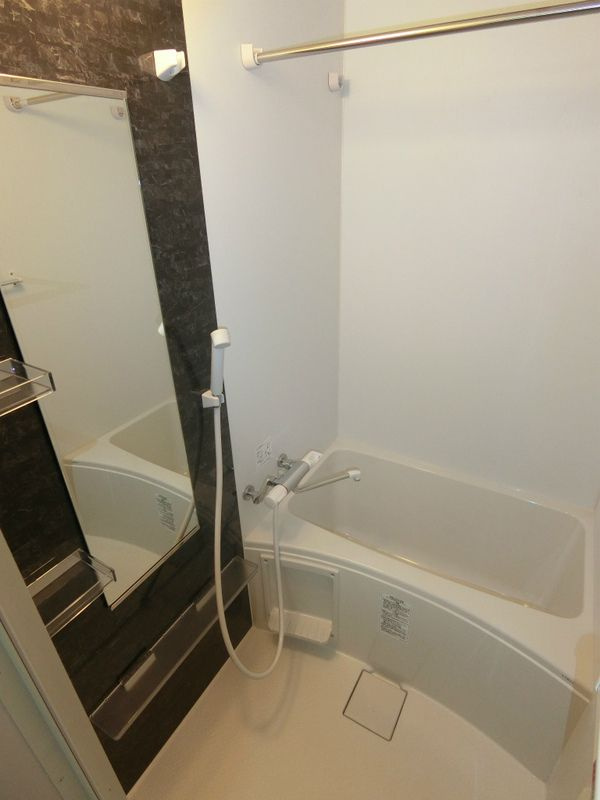 リブリ・国分寺 の浴室