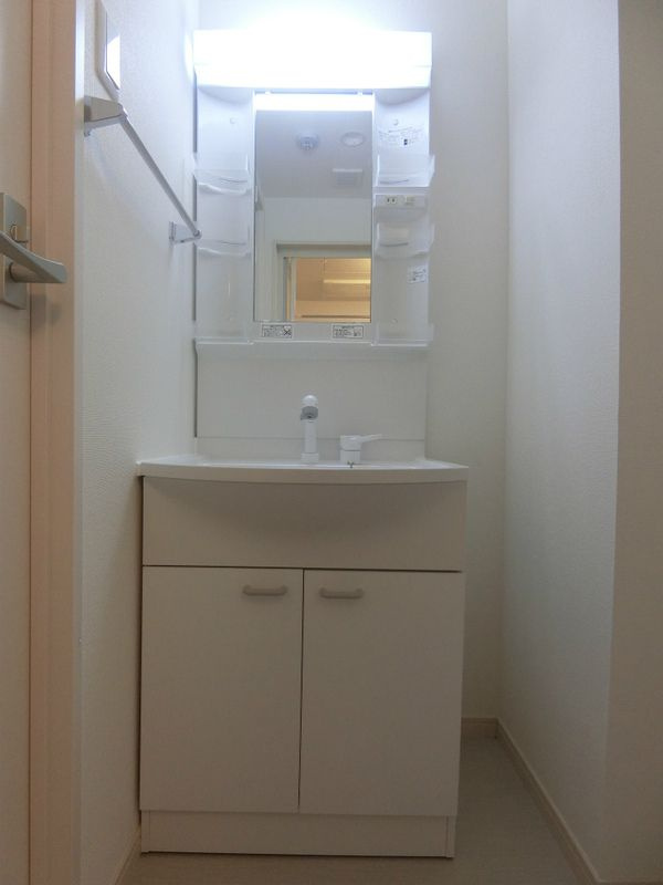 リブリ・国分寺 の洗面所