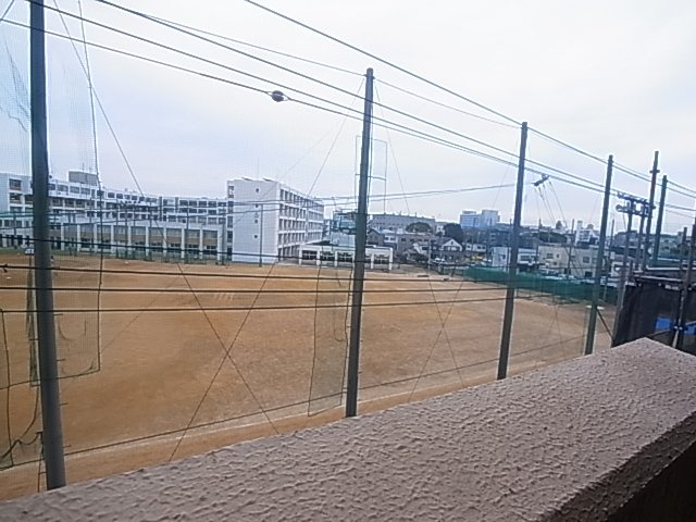 神戸市兵庫区御崎本町２丁目の賃貸マンションの展望
