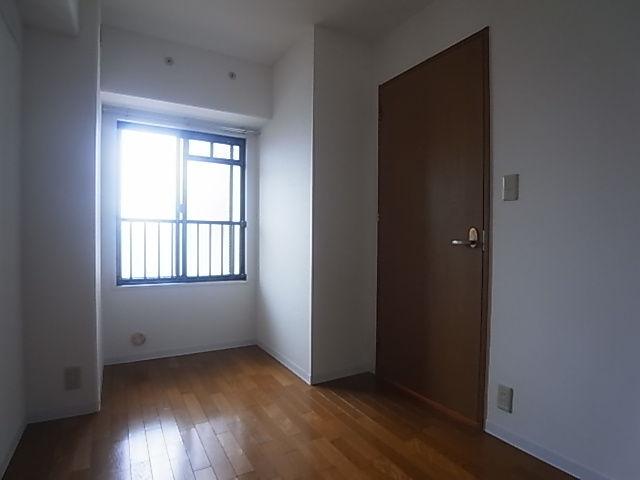 神戸市兵庫区御崎本町２丁目の賃貸マンション