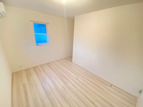 【洋室】 | リナージュL