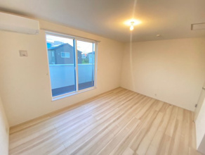 【寝室】 | リナージュL