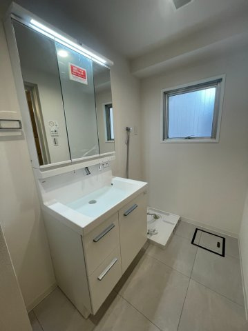 ユテライズ根岸の洗面所|使いやすい洗面所です