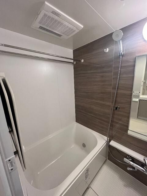 クロスレジデンス神田神保町の浴室