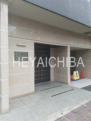 ライジングプレイス西浅草のエントランス