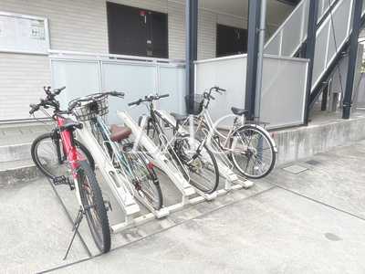 【その他共用部分】 | リブリ・暁 | 駐輪場です。