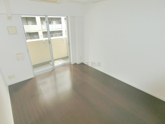 東京 蒲田 Square Towerの居間・リビング