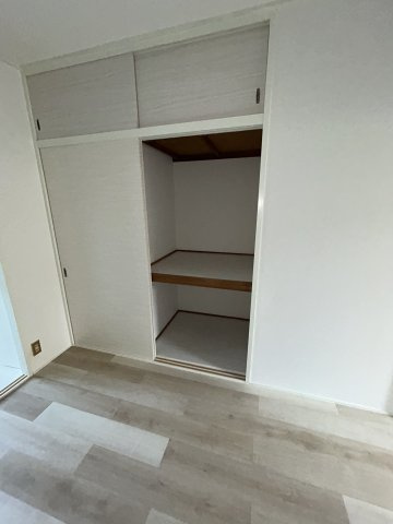 シャトー草加の収納