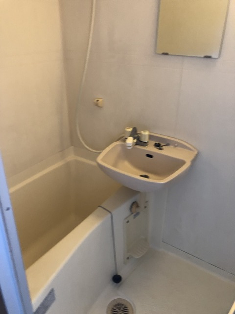 シャトー草加の浴室