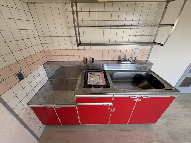 ロイヤルメゾンアドニスのキッチン