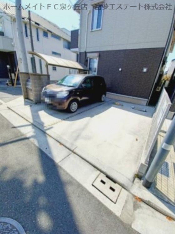 グレイスコート浜寺の駐車場