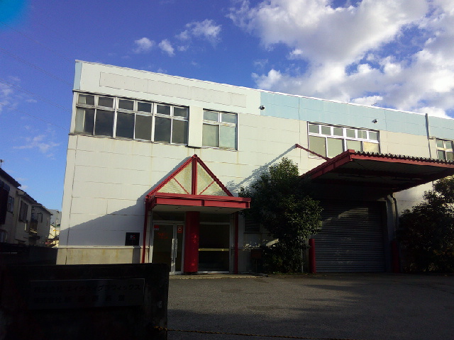 千葉市稲毛区六方町の倉庫の外観