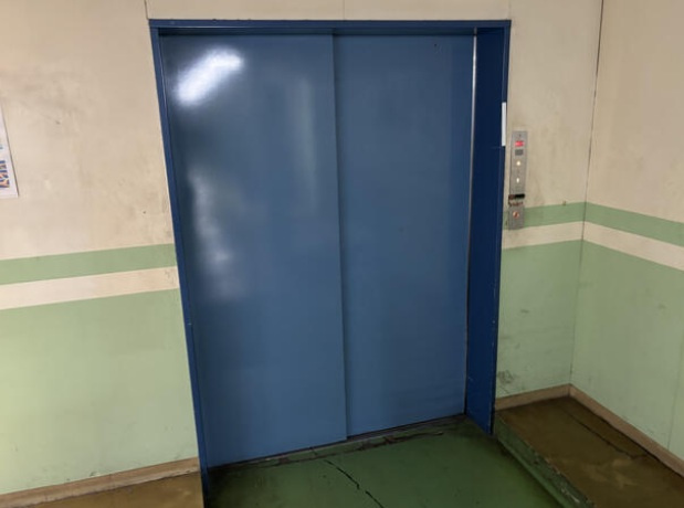 千葉市稲毛区六方町の倉庫