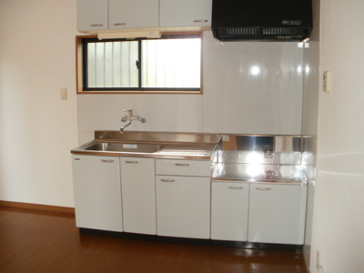 【キッチン】 | あけぼの住宅Ⅱ | 吊戸棚付き　※写真はイメージです