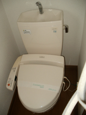 【トイレ】 | あけぼの住宅Ⅱ | 温水洗浄暖房便座　※写真はイメージです