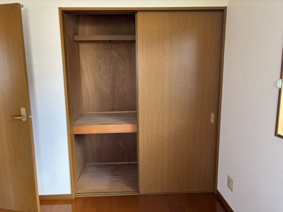 【収納】 | あけぼの住宅Ⅱ | 洋室6帖の押入　※写真はイメージです