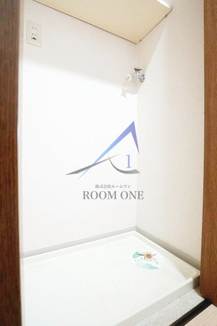 日神パレステージ護国寺の設備|洗濯機置き場です。