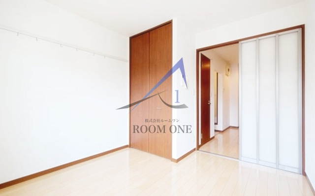 及川アパートメント