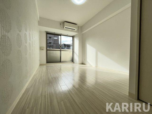 ブランシュ京橋の居間・リビング