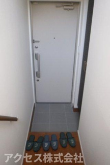 【玄関】 | ※同建物別室、参考写真
