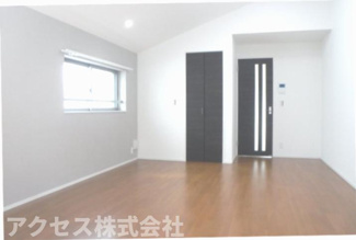 【居間・リビング】 | ※同建物別室、参考写真