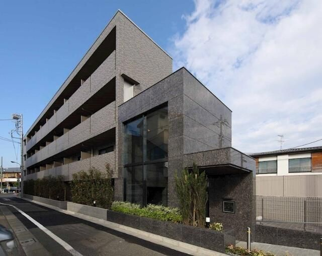 ルーブル中村橋参番館の外観