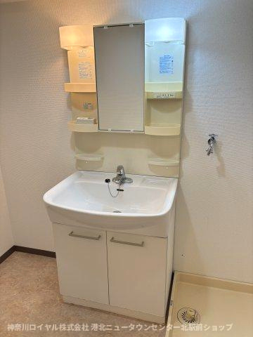 【独立洗面台】