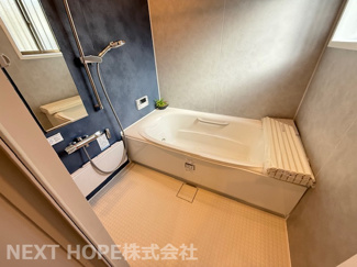 【浴室】 | 尼崎市南塚口町８丁目中古戸建 | 新品の浴室ユニットバスです♪一日の疲れを癒してくれます！浴室乾燥機付きで雨の日のお洗濯物も心配無しですね！