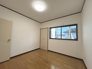 【洋室】 | 南アルプス市沢登　中古戸建　内外装フルリフォーム済み