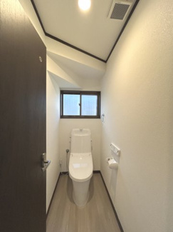 【トイレ】 | 南アルプス市沢登　中古戸建　内外装フルリフォーム済み