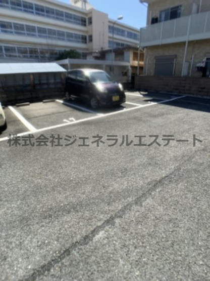 【駐車場】 | アンプルールクラージュ　アミティエ