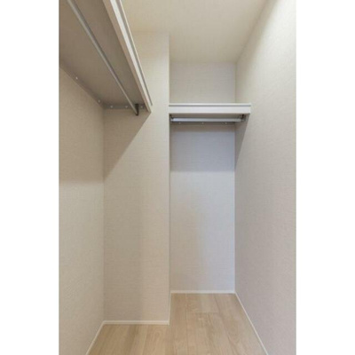 【収納】 | グランフォルトゥーナ久我山 | ウォークインクローゼット完備。