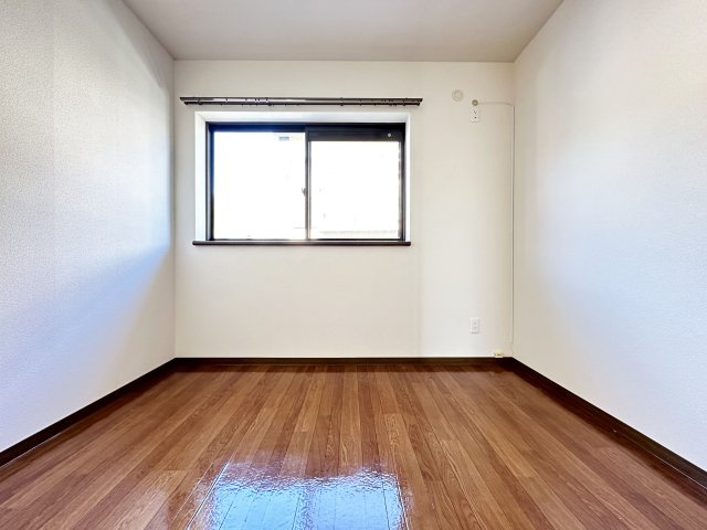 フォブールネオの洋室