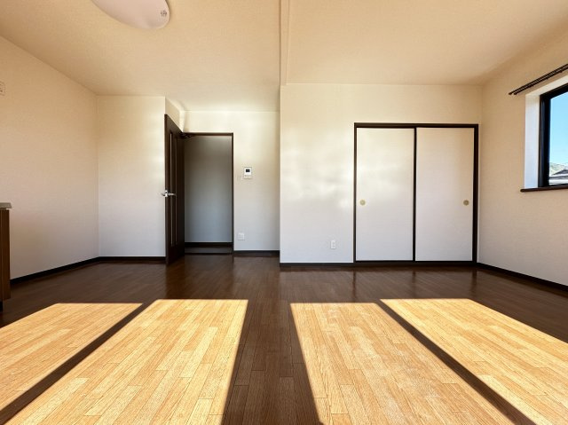 フォブールネオの居間・リビング