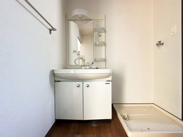 フォブールネオの独立洗面台