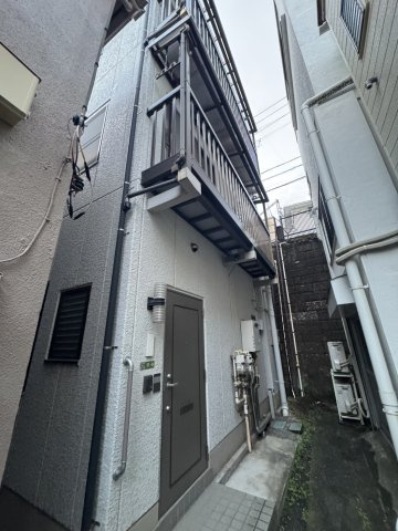 ブリーズ白山のエントランス