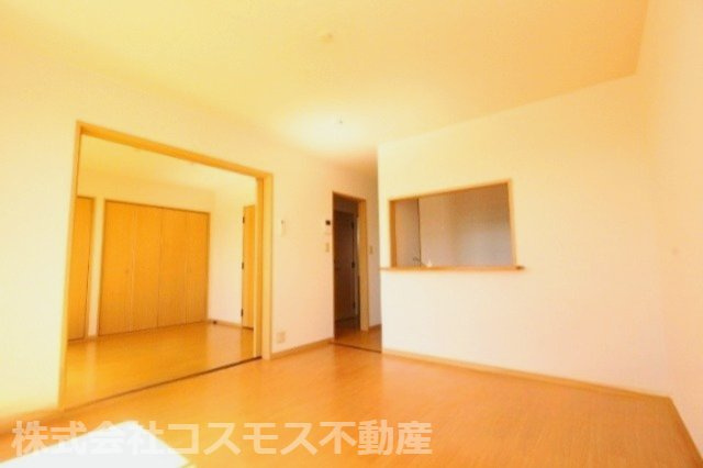 ペアフィールドＢの居間・リビング|別のお部屋の同仕様写真です。