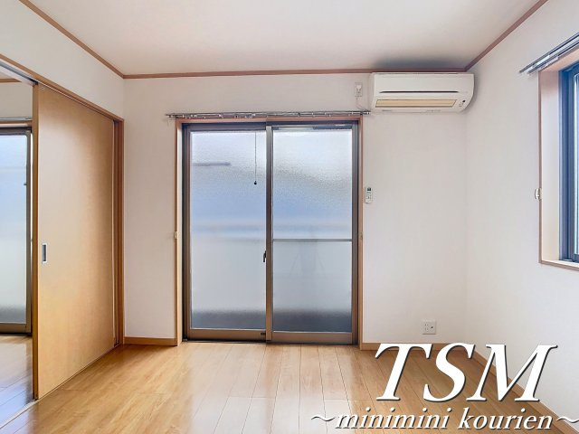 ビオラ翠香園の居間・リビング